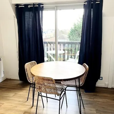 Studio A Deux Pas De La Plage Et Des Commerces Cabourg Extérieur photo