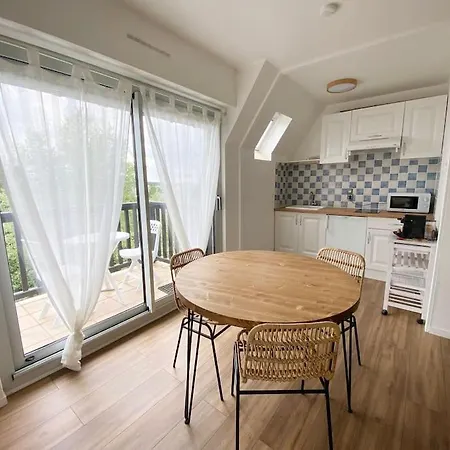 Studio A Deux Pas De La Plage Et Des Commerces Cabourg Extérieur photo